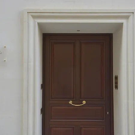 In - Elpis - Santa Sofia Guest house